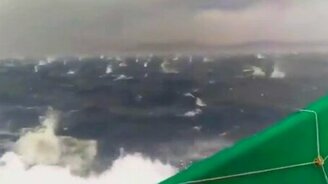 Большой град на море - смотреть видео (0:30)