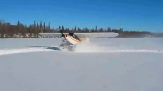 Снежный дрифт на самолёте - смотреть видео (1:14)