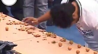 Своеобразный щелкунчик - смотреть видео (0:24)