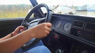 Дети учатся водить - смотреть видео (3:22)