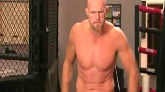 Бокс уважает фисташки - смотреть видео (0:16)