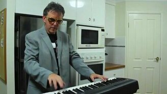 Когда папа - музыкант - смотреть видео (0:34)