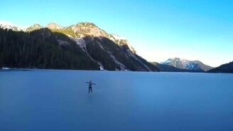 Фигурное катание на природе - смотреть видео (0:30)