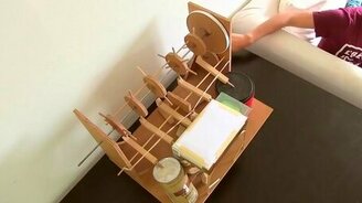 Машина, генерирующая ритм - смотреть видео (1:37)