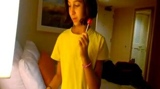 Доча, положи трубку! - смотреть видео (0:30)