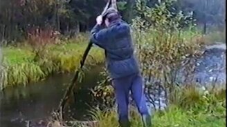 Полёт через речку не удался - смотреть видео (1:30)