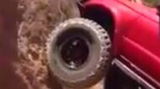 На пикапе вверх по склону - смотреть видео (0:43)