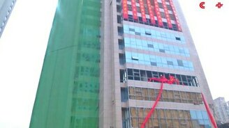 Снос 118-метровой башни - смотреть видео (2:07)