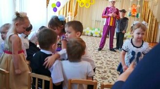 Не на своё место садитесь! - смотреть видео (0:13)