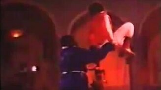 Самые весёлые индийские удары - смотреть видео (2:39)