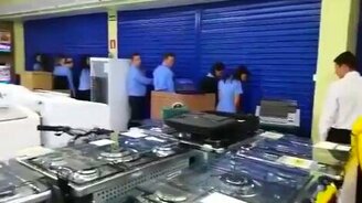 В ожидании покупателей - смотреть видео (0:51)