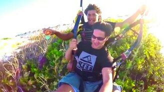 Искусное управление парапланом - смотреть видео (3:43)