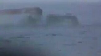 Суровая переправа зимой - смотреть видео (4:26)