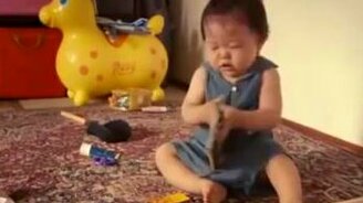 Ребёнок расстроился - смотреть видео (0:17)