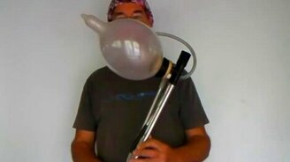 Волынка из подручных предметов - смотреть видео (1:20)