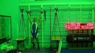 4989 подтягиваний за 12 часов - смотреть видео (1:01)