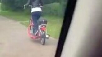 Велосипед-беговая дорожка - смотреть видео (0:55)