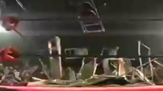 Киньте мне стул! - смотреть видео (0:53)