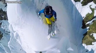 Лыжник ищет приключений в горах - смотреть видео (2:56)