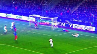 Заколдованные футбольные ворота - смотреть видео (0:12)