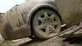 Был Бентли, стал Бетонтли - смотреть видео (2:14)