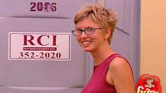 Выходишь из туалета, а тут... - смотреть видео (1:19)