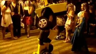 Неожиданное превращение - смотреть видео (0:32)