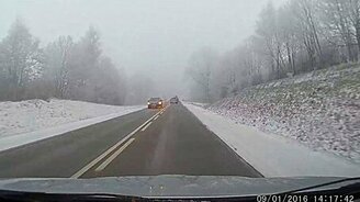 Мастер кружения на дороге - смотреть видео (0:28)