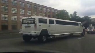 Хаммер на буксире у ВАЗ-2104 - смотреть видео (0:13)