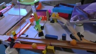 Весёлая и яркая цепная реакция - смотреть видео (3:17)