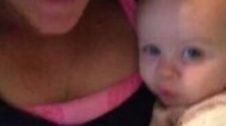 Дочка-повторюшка - смотреть видео (0:44)