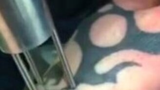 Удаление татуировки - смотреть видео (1:13)