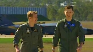 Посадил самолёт на брюхо - смотреть видео (1:41)