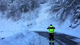 Снежный оползень - смотреть видео (2:08)