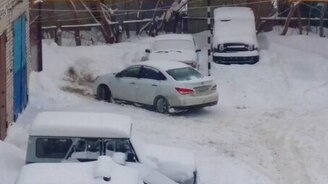 Забуксовал на ручнике - смотреть видео (1:52)