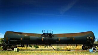 Цистерну плющит - смотреть видео (1:38)