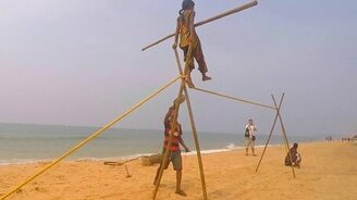 Канатоходец-любитель - смотреть видео (2:25)