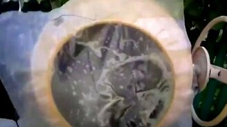 Стиральная машинка из подручных средств - смотреть видео (0:58)