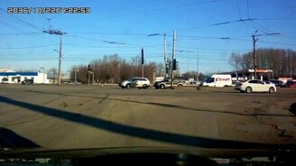 Лихой женский разворот - смотреть видео (0:41)