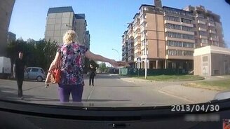 Дурные пешеходы - смотреть видео (10:30)