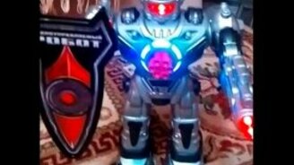 У робота садится батарейка - смотреть видео (0:31)