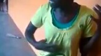 Негритянка поёт песню Бейонсе - смотреть видео (2:00)