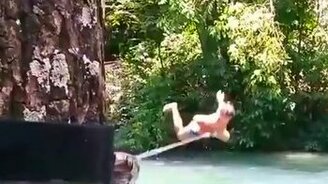 Ловкая попрыгунья - смотреть видео (0:15)