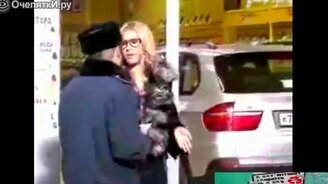 Курьёзы с женщинами за рулём - смотреть видео (12:48)