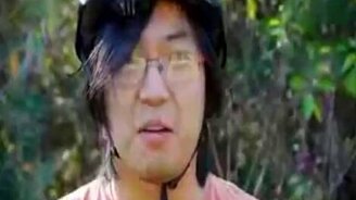 Стрельба по арбузу на голове - смотреть видео (1:01)