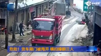 Нокаут от коварного грузовика - смотреть видео (1:06)