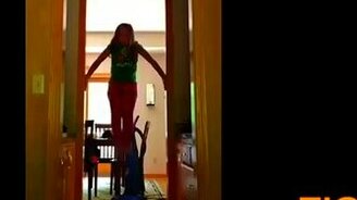 Подборка провалов девушек - смотреть видео (9:06)