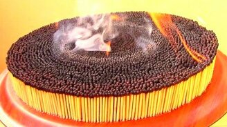 Поджог сотен спичек - смотреть видео (4:06)