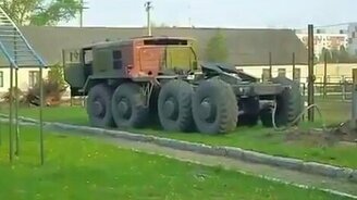 МАЗ выкорчёвывает пень - смотреть видео (1:16)