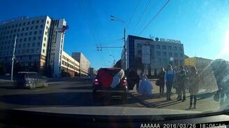 Почему мужчины не хотят жениться - смотреть видео (1:06)